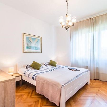 Villa Amalija - Apartment Amy Medulin Dış mekan fotoğraf
