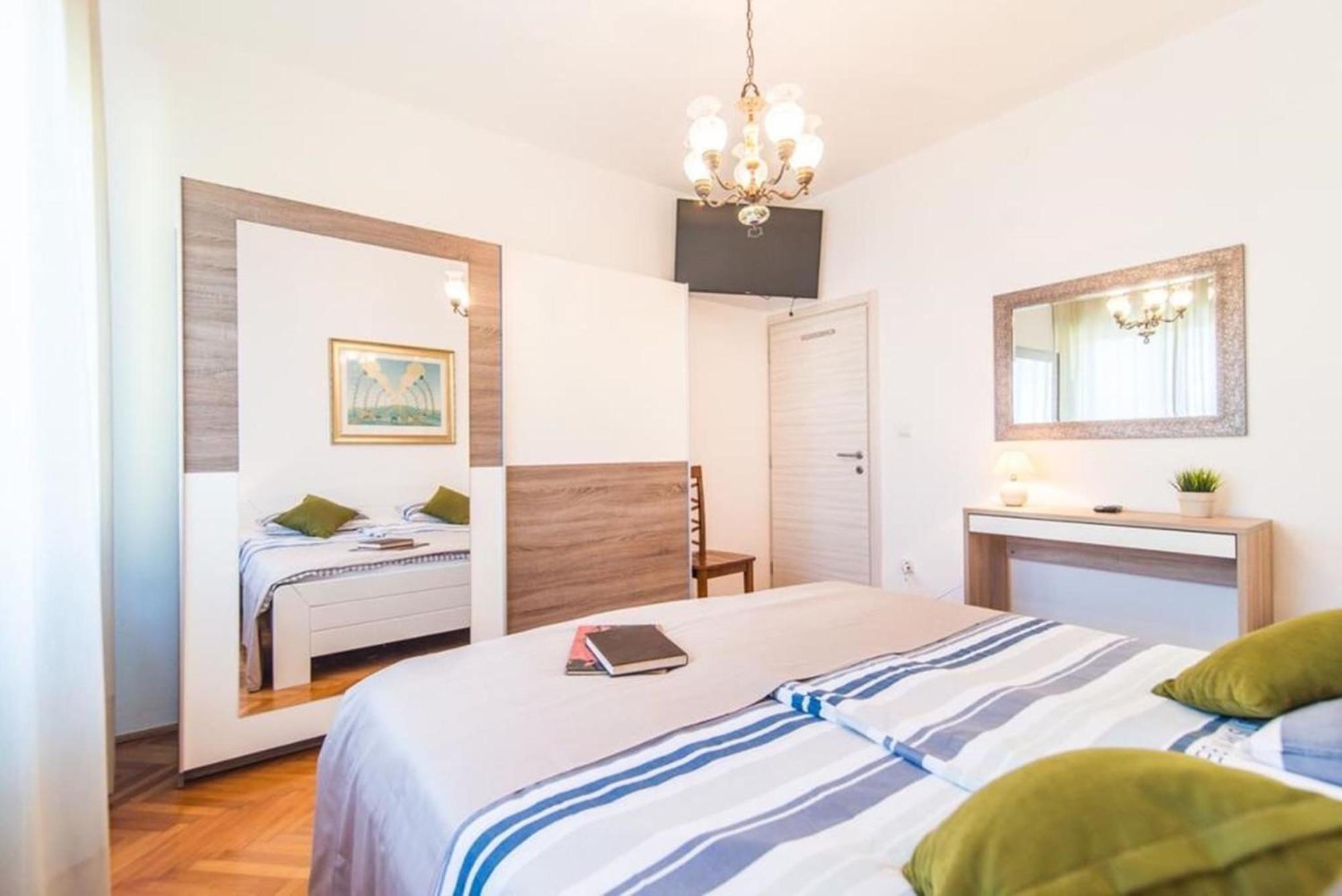 Villa Amalija - Apartment Amy Medulin Dış mekan fotoğraf